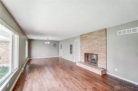 816 Schrubb Dr, Kettering, OH 45429 photo 5