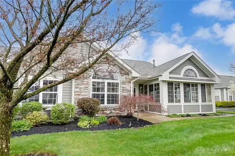 53 Abbey Dr, Springboro, OH 45066