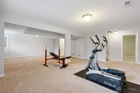 280 Diamond Dr, Centerville, OH 45458 photo 47