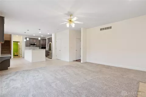 280 Diamond Dr, Centerville, OH 45458 photo 32
