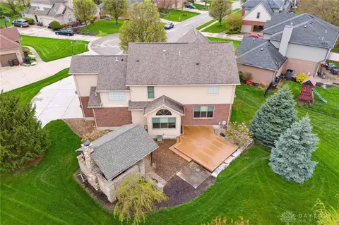 280 Diamond Dr, Centerville, OH 45458 photo 4