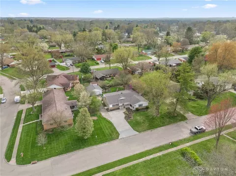 1116 Pepper Hill Dr, Dayton, OH 45429 photo 4