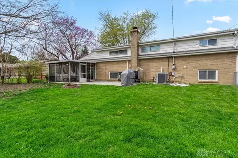 1116 Pepper Hill Dr, Dayton, OH 45429 photo 6