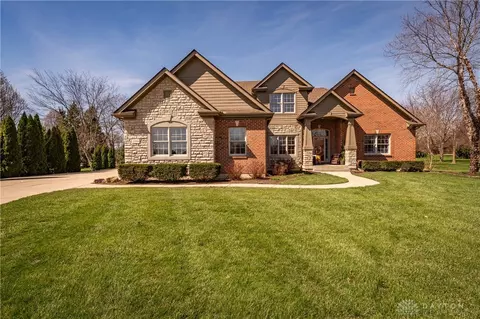 2996 Court Frances, Beavercreek, OH 45431