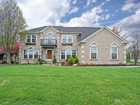 427 Old Willow Ct, South Lebanon, OH 45065