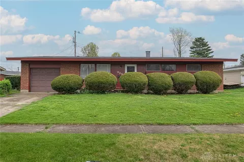 234 Gramercy Dr, Riverside, OH 45431