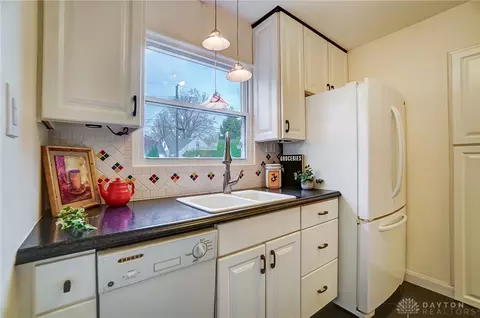 67 Martha Ave, Centerville, OH 45458 photo 13
