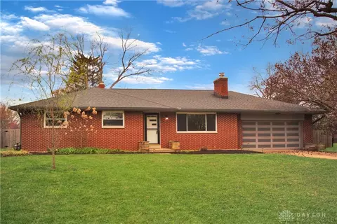1036 Aledo Dr, Beavercreek, OH 45430