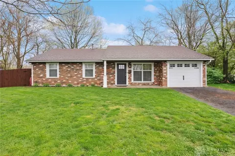1209 Colorado Dr, Xenia, OH 45385