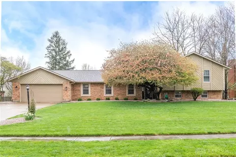 1558 Old Spring Ct, Washington Township, OH 45458