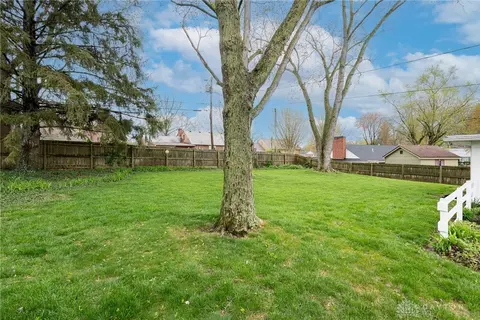 3858 Kenwick Dr, Kettering, OH 45429 photo 35