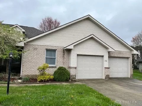 1732 Washington Landing Dr, Eaton, OH 45320