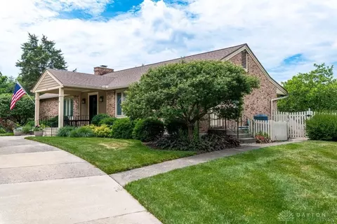 Exterior - 4517 Troon Trl, Kettering, OH 45429 photo 7 of 9