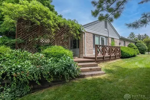 Exterior - 4517 Troon Trl, Kettering, OH 45429 photo 3 of 9