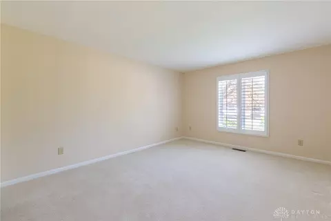 Living - 4517 Troon Trl, Kettering, OH 45429 photo 8 of 8
