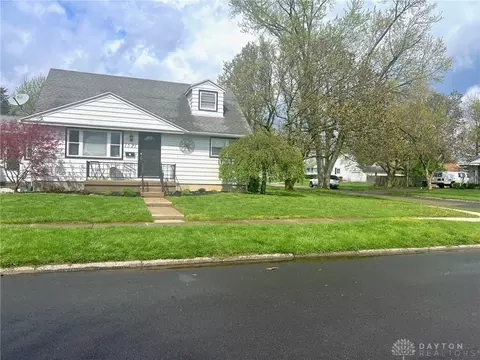 1521 Dutchess Ave, Dayton, OH 45420 photo 2