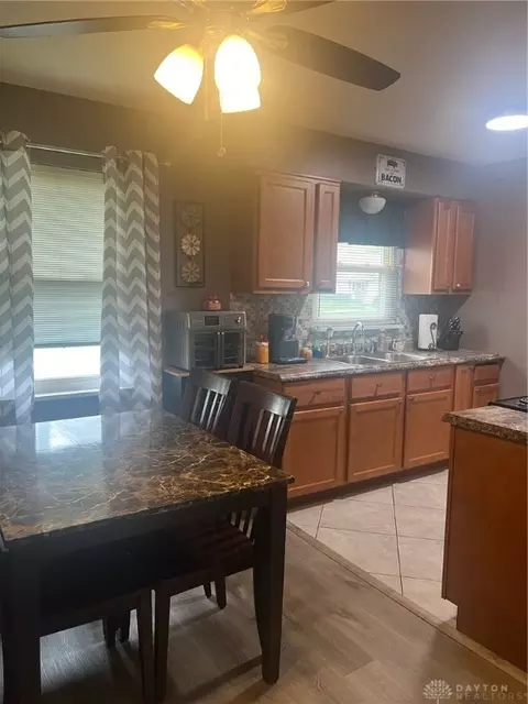 1521 Dutchess Ave, Dayton, OH 45420 photo 23