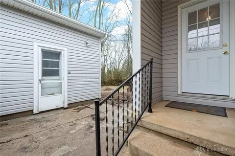 2430 Maple Dr, Beavercreek, OH 45301 photo 8