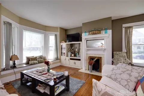 929 S Center St, Springfield, OH 45506 photo 16