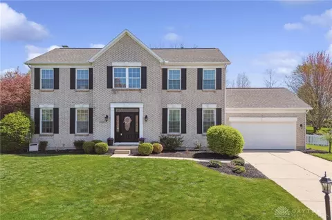 1281 Spring Ash Dr, Dayton, OH 45458