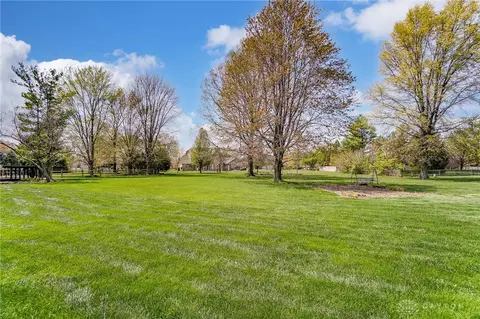 8601 Glen Eagles Ct, Springboro, OH 45066 photo 54