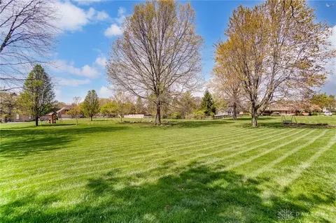 8601 Glen Eagles Ct, Springboro, OH 45066 photo 53