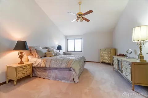 8601 Glen Eagles Ct, Springboro, OH 45066 photo 23