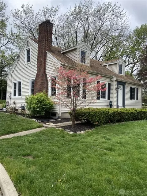 2647 Acorn Dr, Dayton, OH 45419