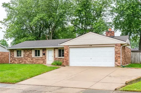 582 Dakota Dr, Xenia, OH 45385