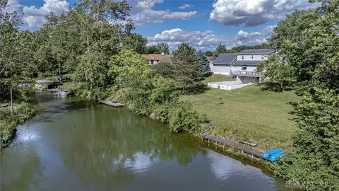 609 Lakengren Dr, Eaton, OH 45320