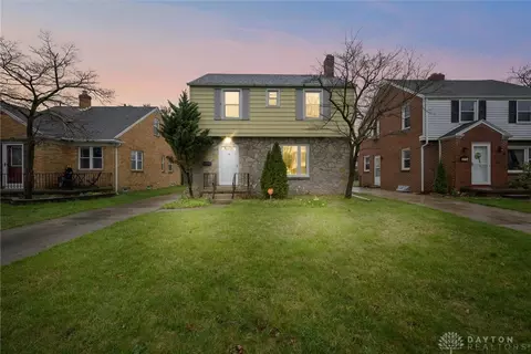 2705 Latonia Blvd, Toledo, OH 43606