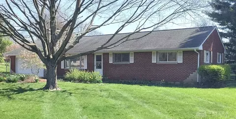 388 Grand Vista Dr, Dayton, OH 45440