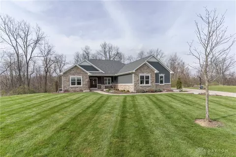 3215 Marla Ct, Sidney, OH 45365 photo 2