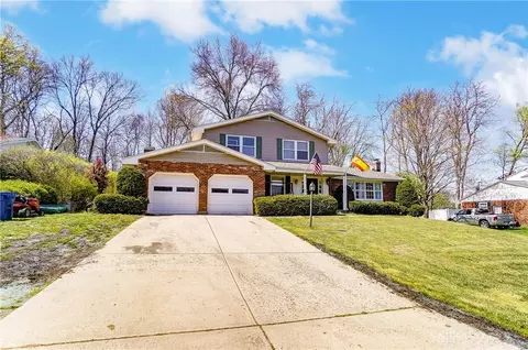 313 Jacquelyn Ct, Dayton, OH 45415