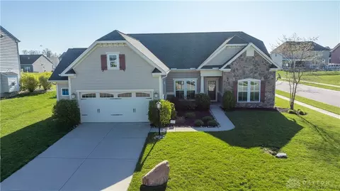 3154 Coneflower Dr, Tipp City, OH 45371