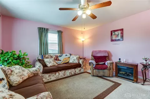 843 Farnam St, Springfield, OH 45506 photo 6