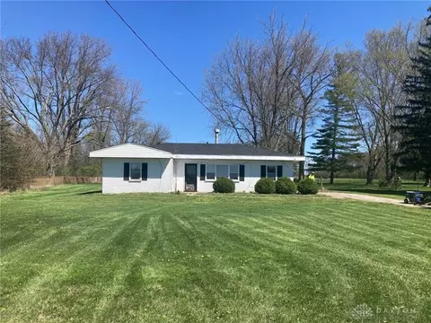 1342 E Jackson Rd, Springfield, OH 45502