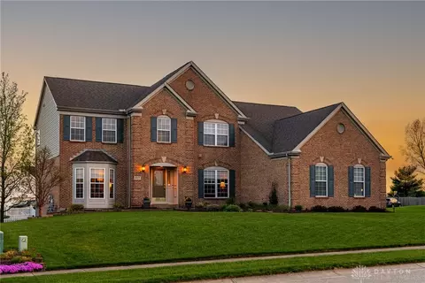 1226 Hidden Creek Rd, Miamisburg, OH 45342