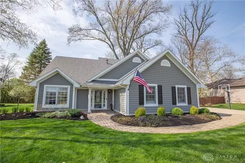1692 Haley Dr, Washington Township, OH 45458