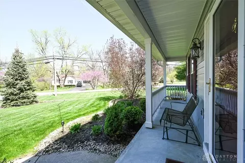 8198 Nightshade Dr, Maineville, OH 45039 photo 9