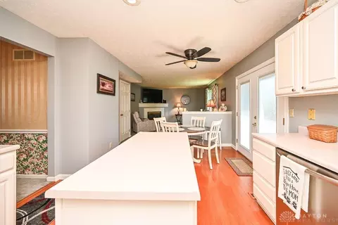 8198 Nightshade Dr, Maineville, OH 45039 photo 17