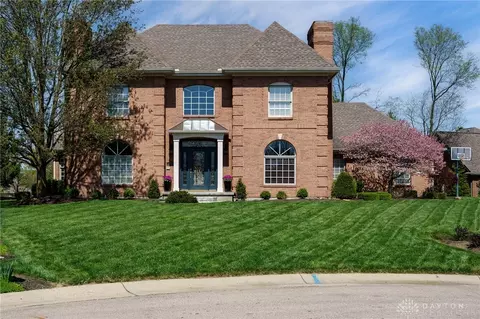 15 Prestwick Plz, Springboro, OH 45066