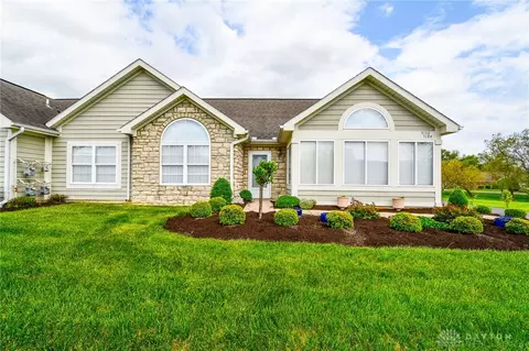 5192 Crescent Ridge Dr, Clayton, OH 45315