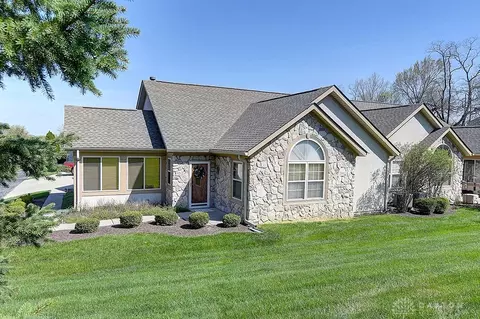 430 Birkdale Village Dr, Dayton, OH 45458
