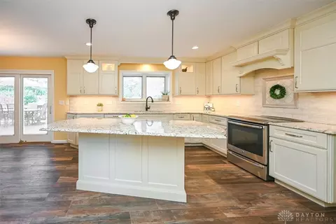 7431 Windsor Park Dr, Maineville, OH 45039 photo 17