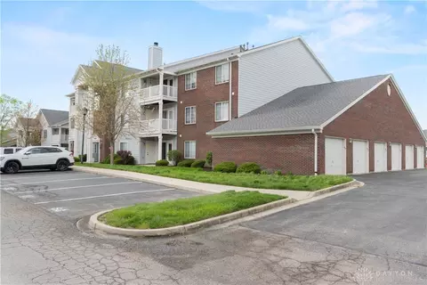 3044 Westminster Dr #208, Beavercreek, OH 45431