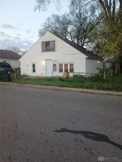 1843 Wilbur Ave, Fairborn, OH 45324