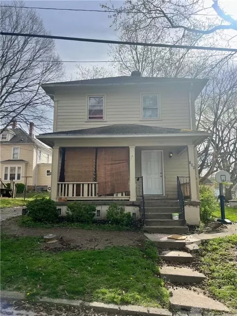 109 S Monroe St, Xenia, OH 45385