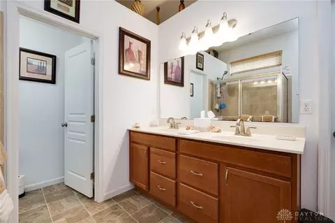 135 Clearsprings Dr, Springboro, OH 45066 photo 30