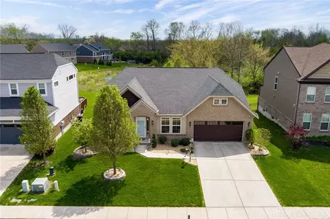 135 Clearsprings Dr, Springboro, OH 45066 photo 2